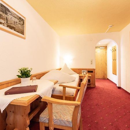 Hotel Garni Tyola Ischgl Eksteriør bilde